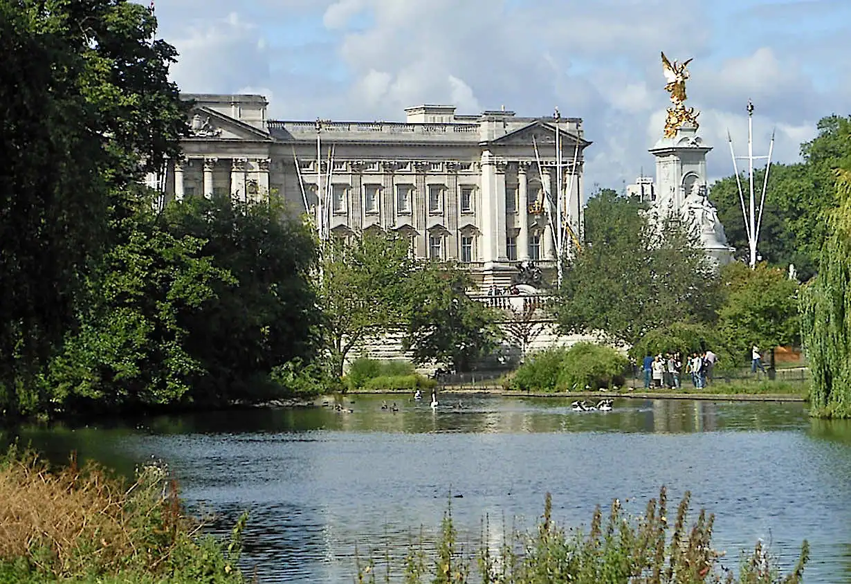 View of Buckingham Palace from St. James’s Park lake