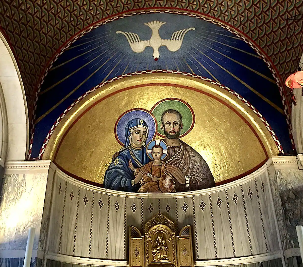 Gold mosaic in the Chapel of St. Joseph