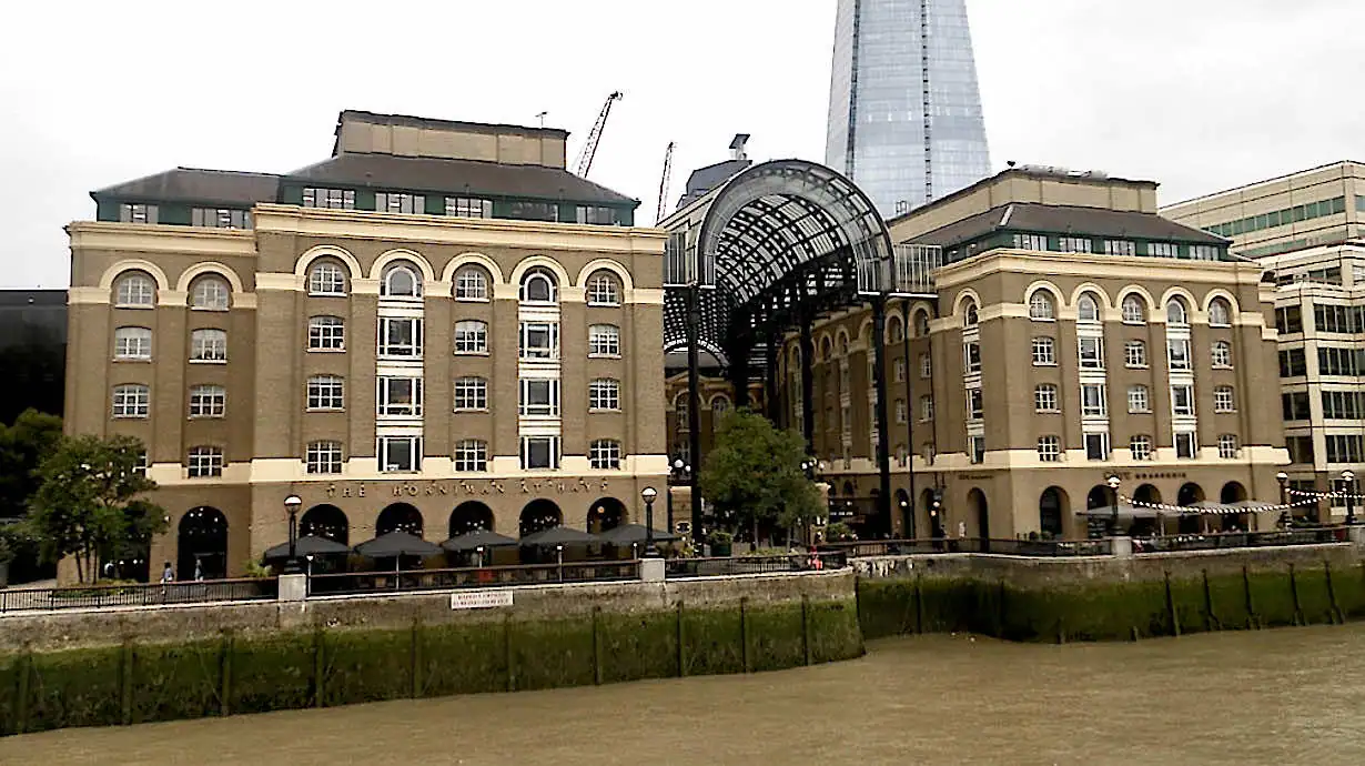 Hay’s Galleria Wharf by London Bridge