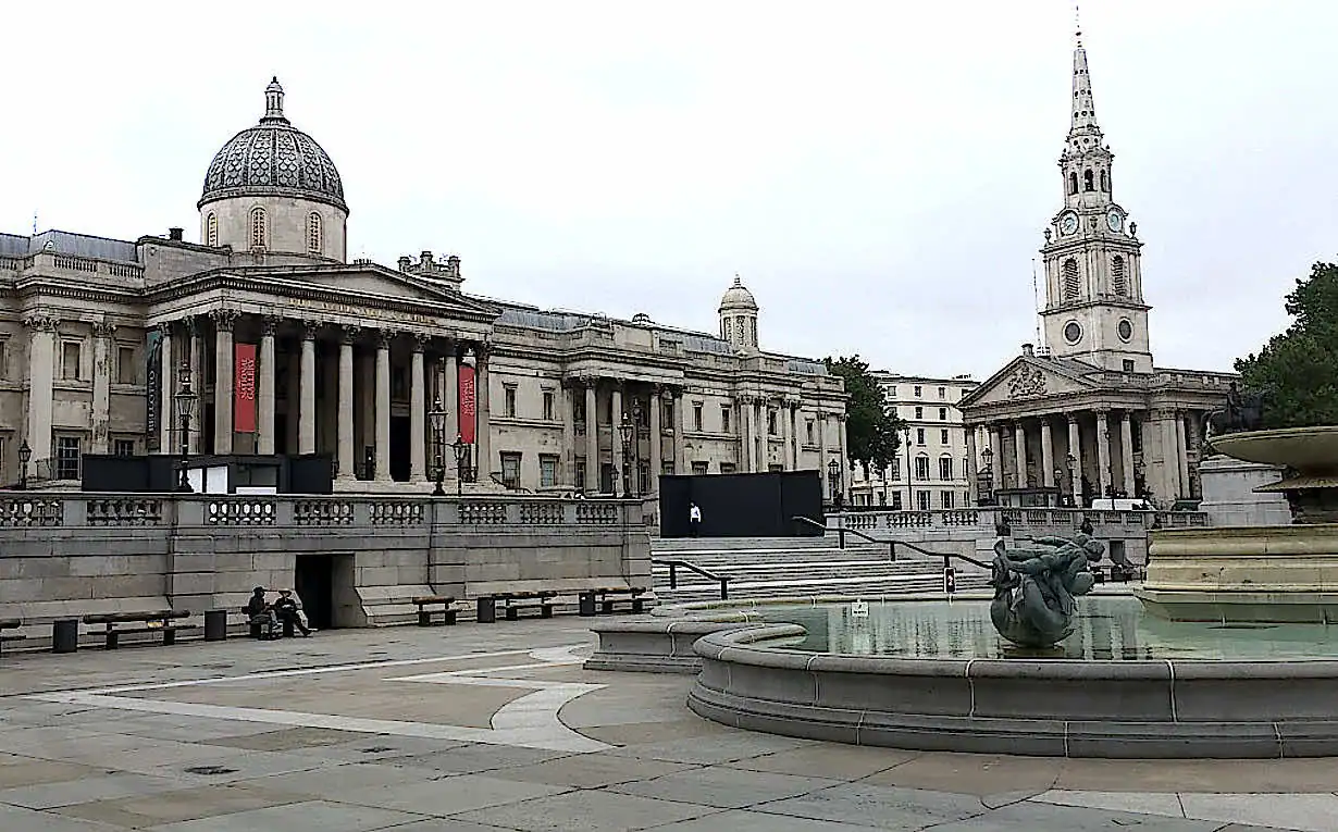 The National Gallery and St. Martin-in-the-Fields church