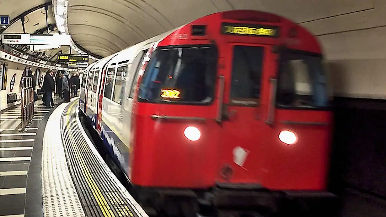 How to use the London Underground Fares, Planner & Etiquette