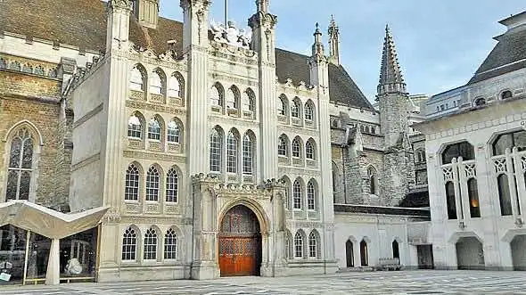 Guided tour of the historic Guildhall