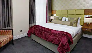 Best Western Mornington Hyde Park Hotel bedroom
