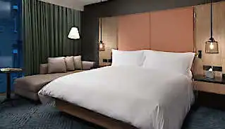 Hilton Bankside Hotel bedroom