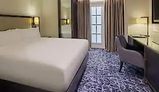 Hilton Euston Hotel bedroom