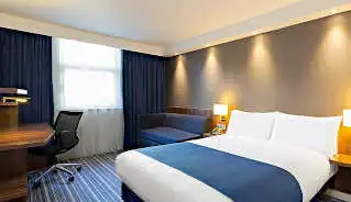 Holiday Inn Express Southwark Hotel bedroom