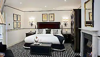Hotel 41 Hotel bedroom