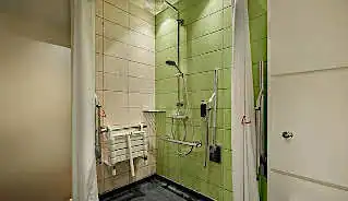 Hub by Premier Inn Spitalfields Brick Lane Hotel bathroom