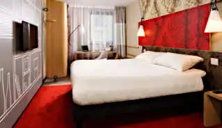ibis City Shoreditch Hotel bedroom