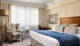 Intercontinental Park Lane Hotel bedroom