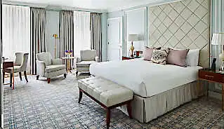 Marriott Park Lane Hotel bedroom