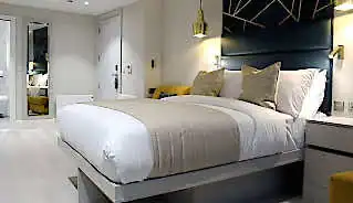 NOX Hotels Waterloo Hotel bedroom