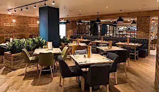 Premier Inn London City (Aldgate) Hotel restaurant