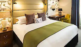 The Bailey’s Kensington Hotel bedroom