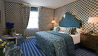 Chesterfield Mayfair Hotel bedroom
